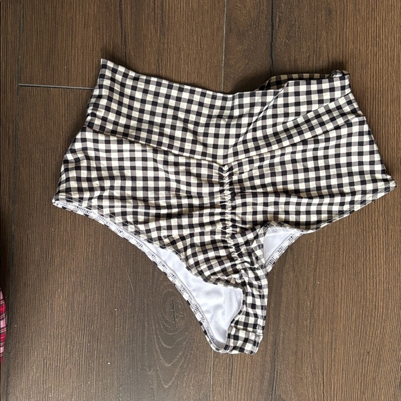Montce Black and White Checkered Gingham Bikini Set - Picture 9 of 10